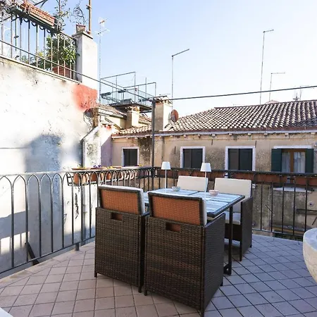 San Marco Luxury Loft With Terrace * Venedik