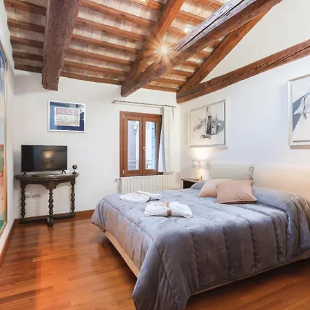 Daire San Marco Luxury Loft With Terrace *