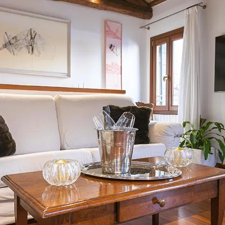 Lägenhet San Marco Luxury Loft With Terrace Venedig