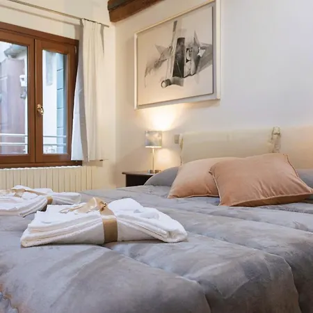 San Marco Luxury Loft With Terrace Lägenhet